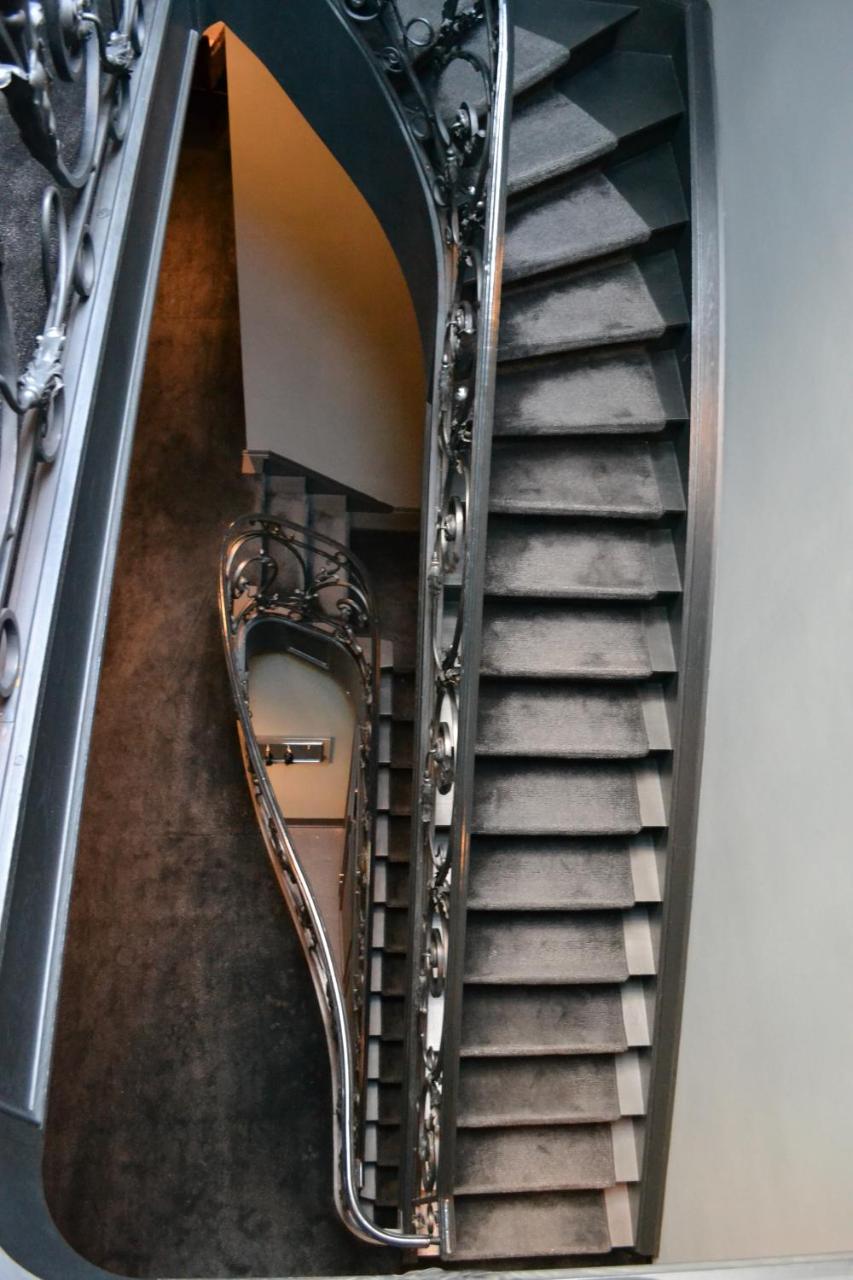 Hotel Odette En Ville Ixelles Kültér fotó